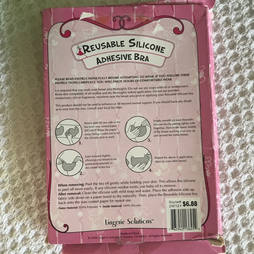 NWT Reusable Silicone Adhesive Bra - Picture 3 of 8